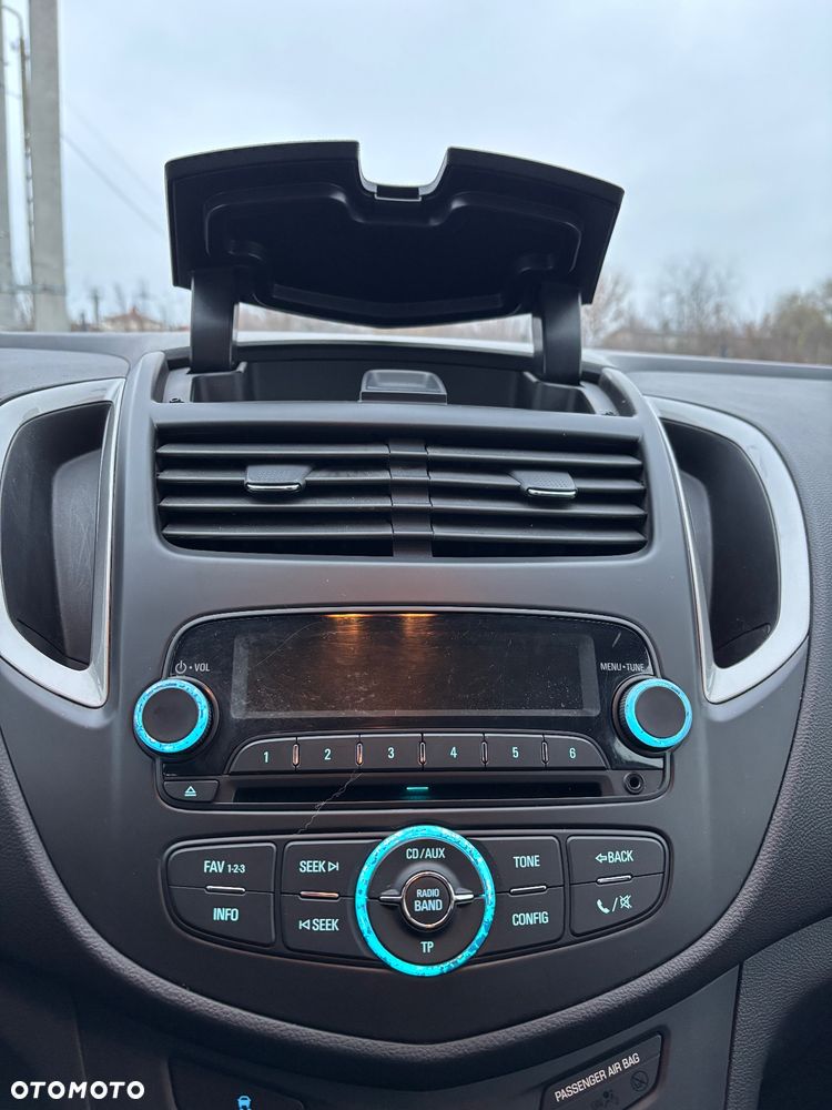 Chevrolet Trax 1.7TD LS - 17