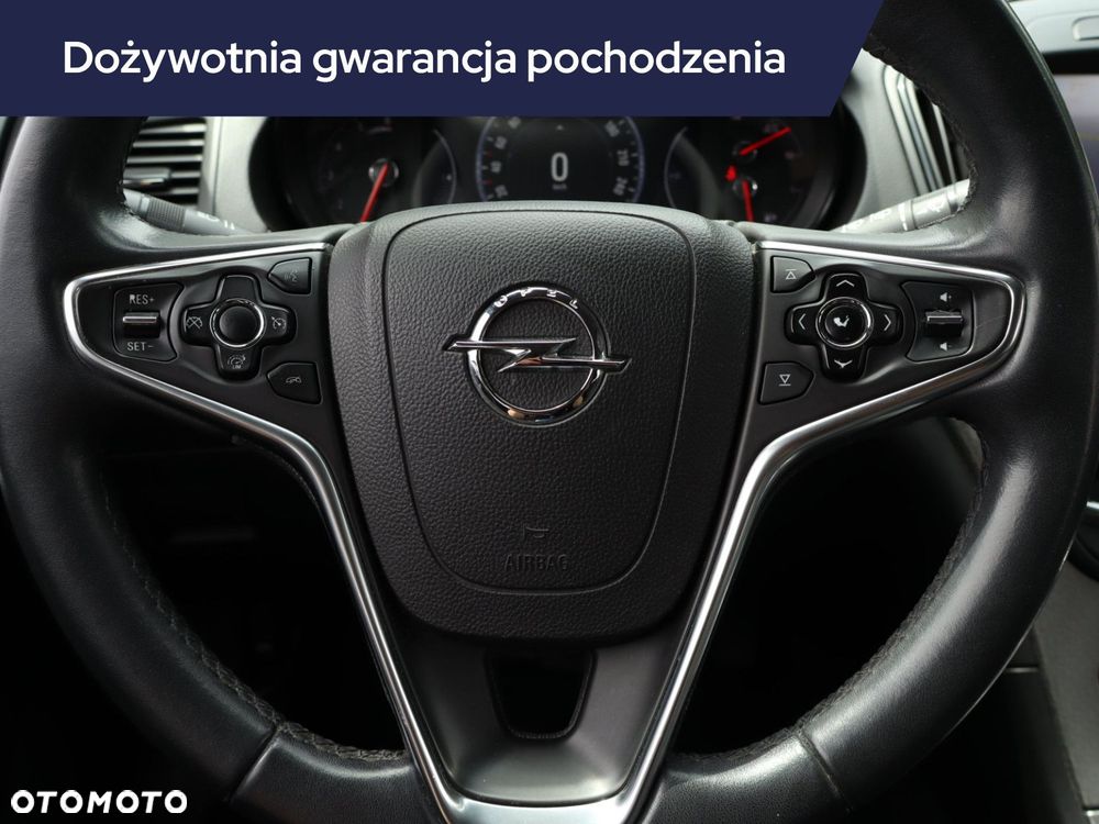 Opel Insignia - 21