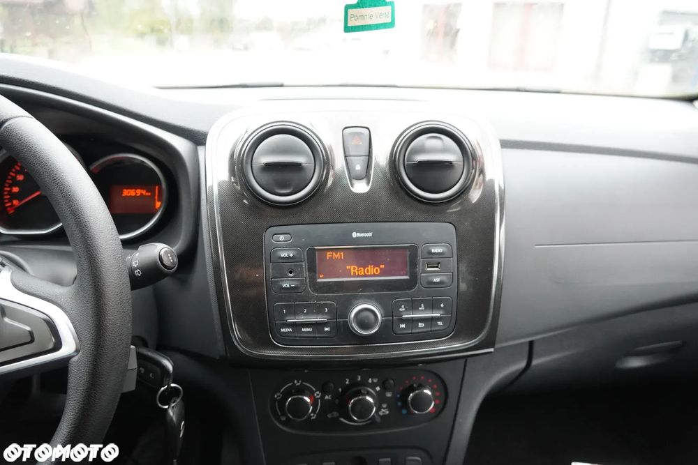 Dacia Sandero 1.0 SCe Ambiance - 11