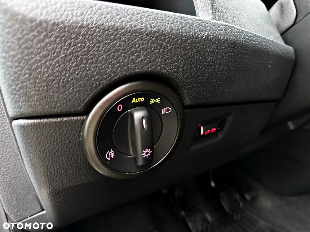 Volkswagen Multivan 2.0 TDI L1 Comfortline - 21