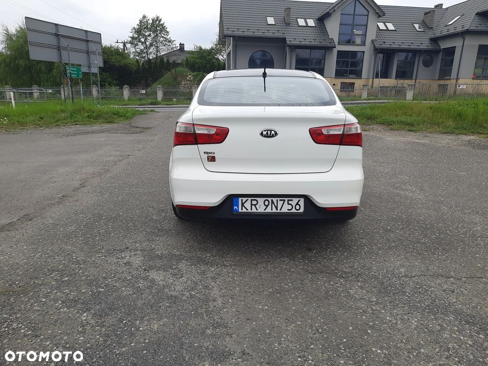 Kia Rio 1.2 M - 6