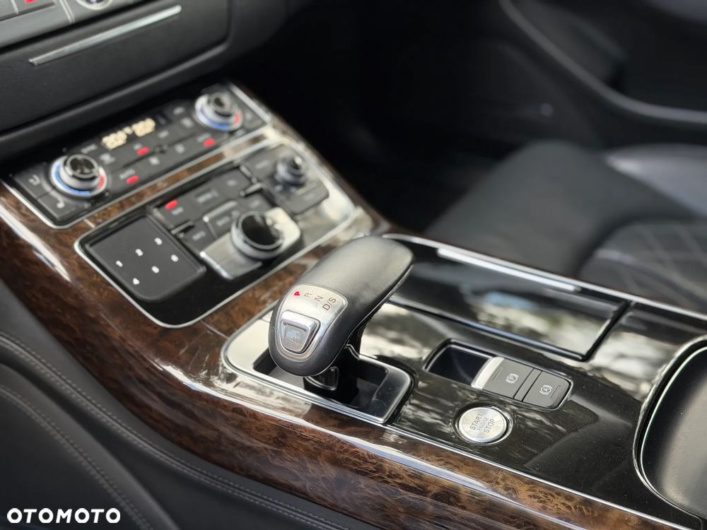 Audi A8 4.2 TDI Quattro - 19
