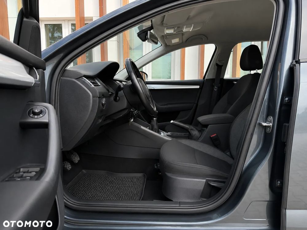 Skoda Octavia 1.4 TSI Ambition - 8