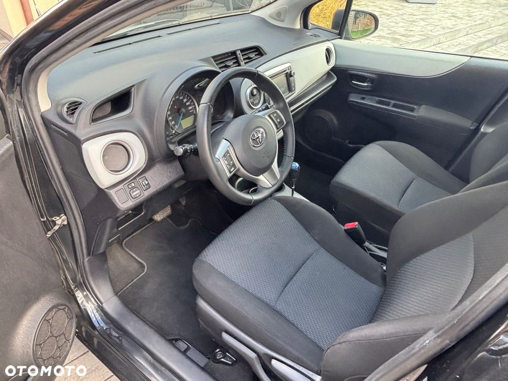 Toyota Yaris - 6
