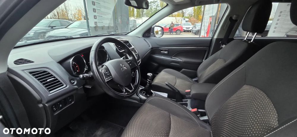 Mitsubishi ASX 1.6 DI-D 2WD Top - 32