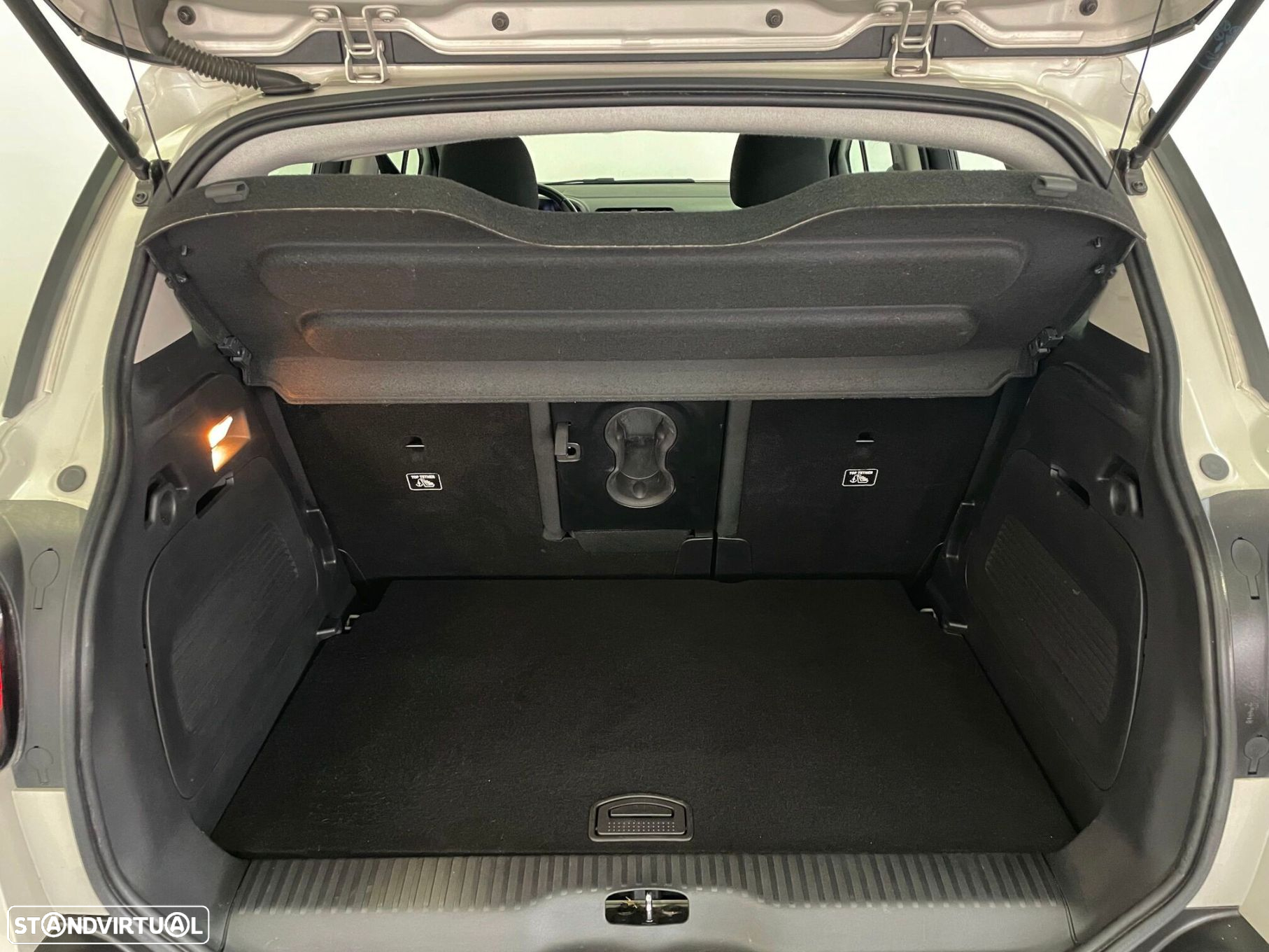 Citroën C3 Aircross 1.2 PureTech Feel - 48