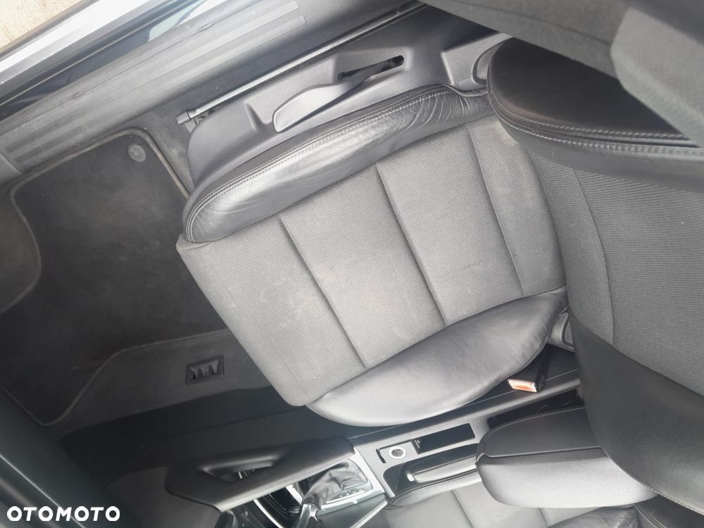 Audi A3 Sportback 2.0 TDI DPF S tronic S line Sportpaket - 21
