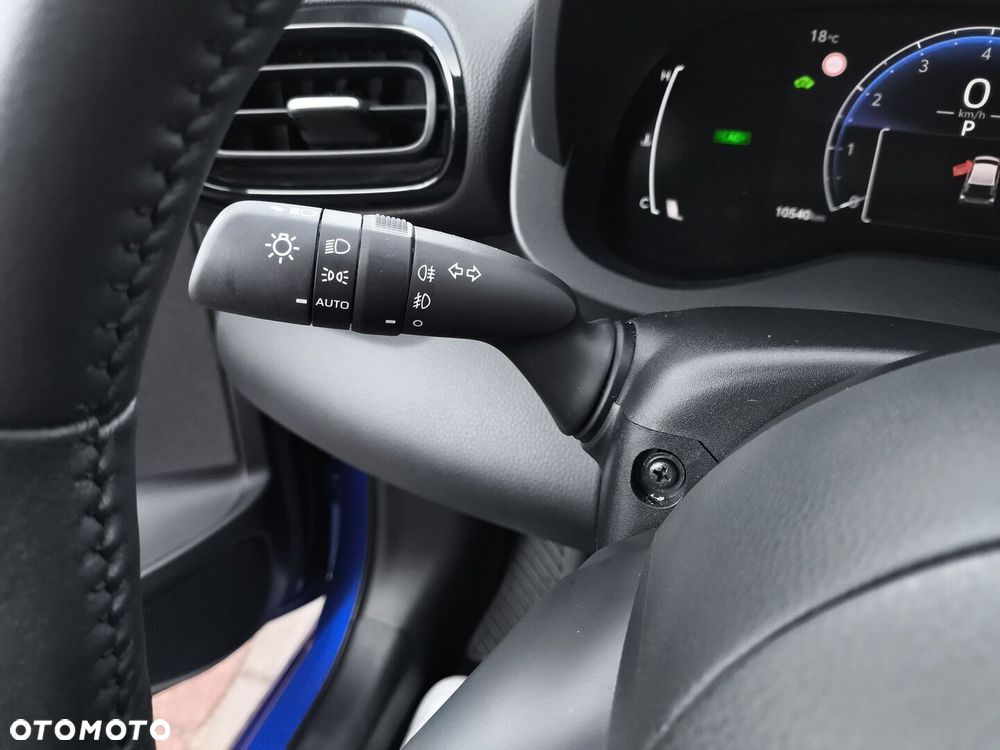 Toyota Yaris Hybrid 1.5 Style - 26