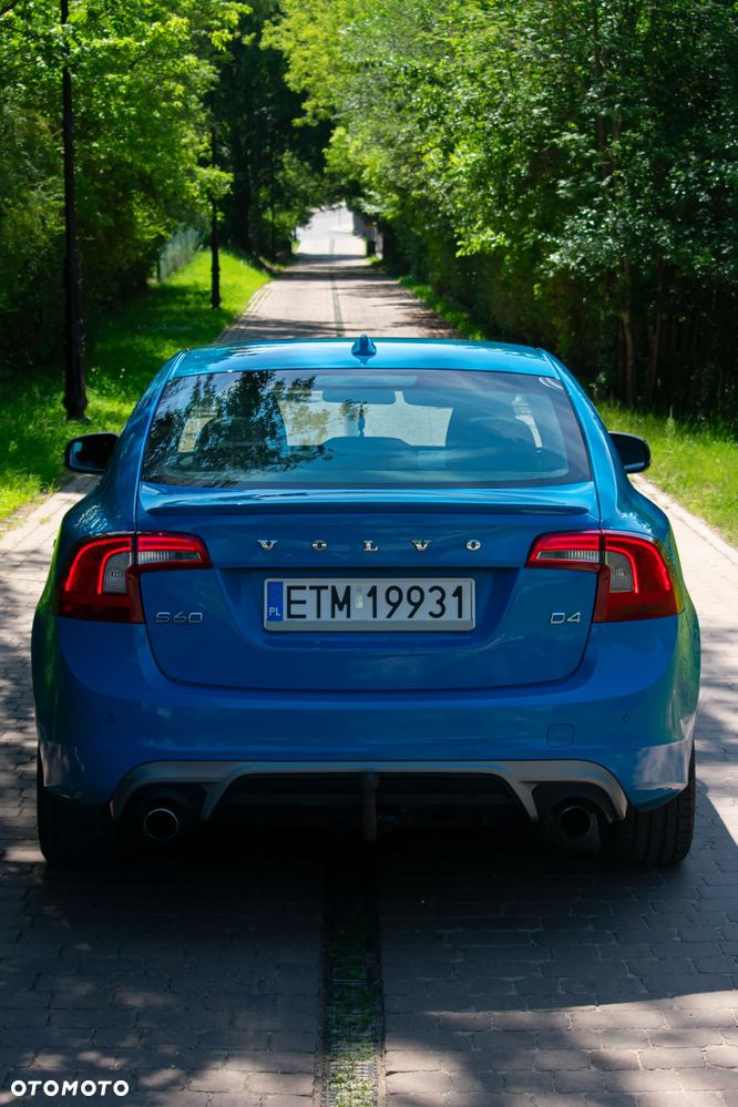 Volvo S60 D4 Drive-E R-Design Summum - 2