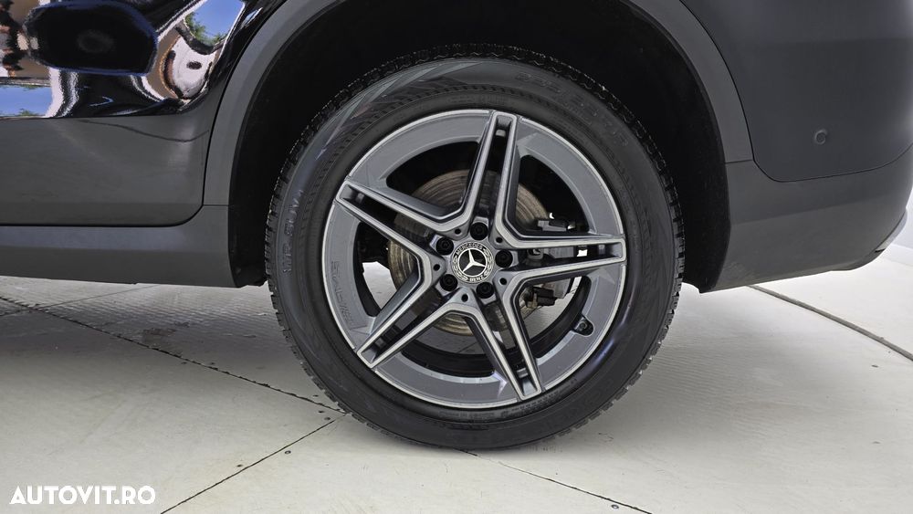 Mercedes-Benz GLC 300 e 4MATIC - 22