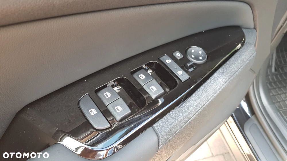 Kia Sportage 1.6 T-GDI MHEV Business Line 2WD DCT - 9