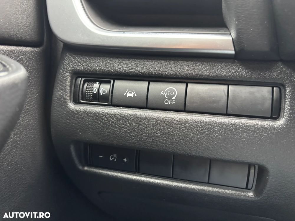 Nissan Qashqai 1.3 DIG-T MHEV Xtronic N-Connecta - 25