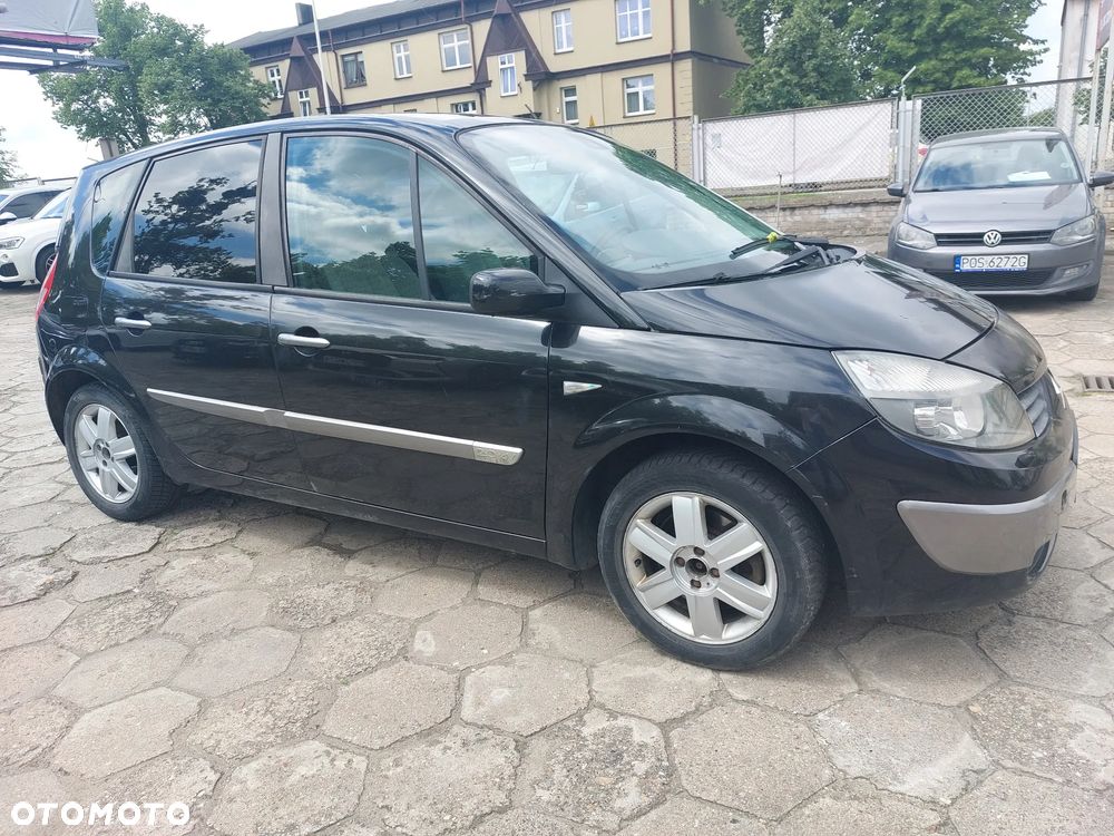 Renault Grand Scenic - 2