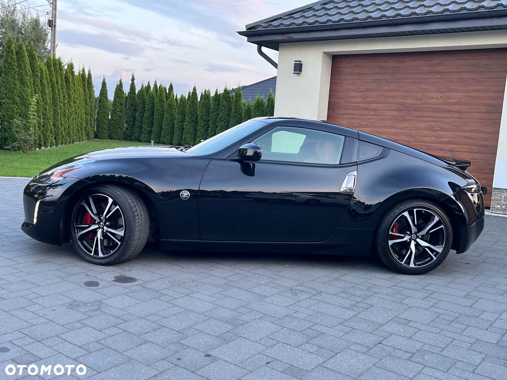 Nissan 370 Z - 21