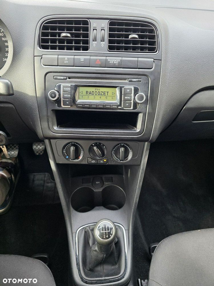 Volkswagen Polo 1.2 Comfortline - 19