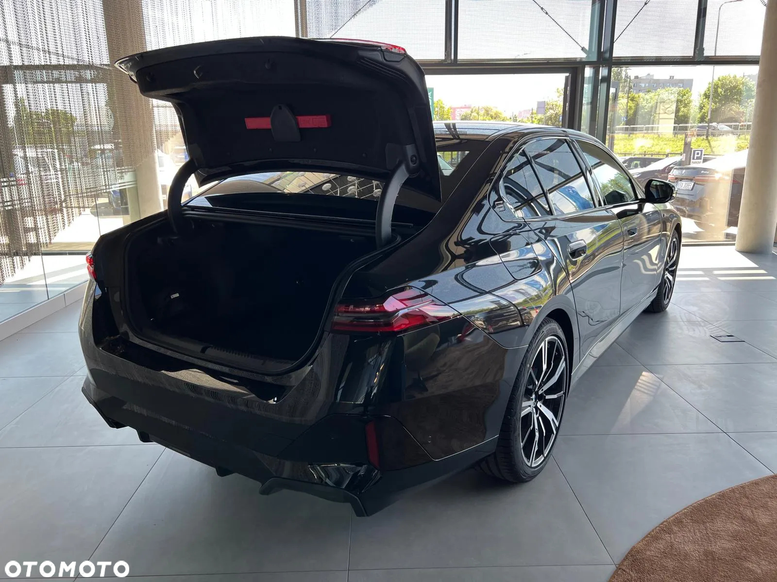 BMW Seria 5 520d xDrive mHEV - 22