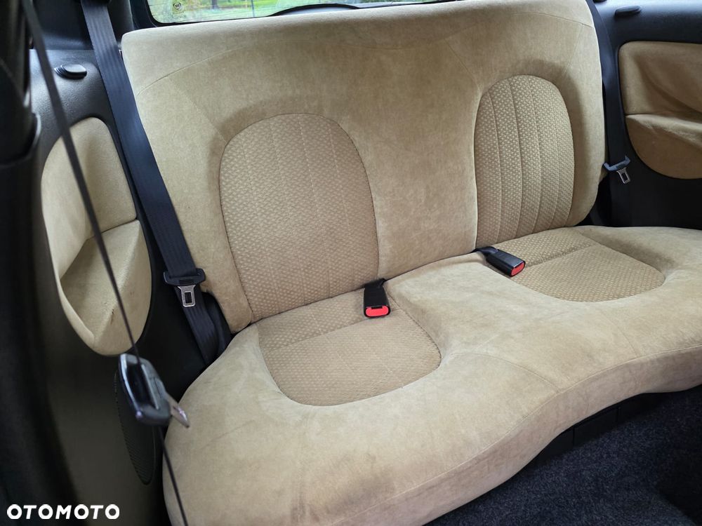 Lancia Ypsilon 2004 photo 5