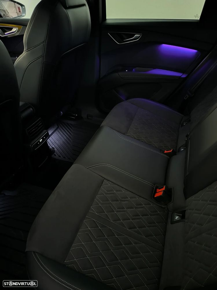 Audi Q4 e-tron 40 82 kWH - 11