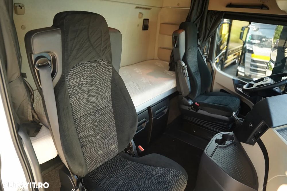 Mercedes-Benz ACTROS 2551 / 6X2 CORTINĂ / RIDICATIVĂ / PUNTE RIDICATIVĂ / DIRECȚIE / PODEA REZISTENTĂ - 36