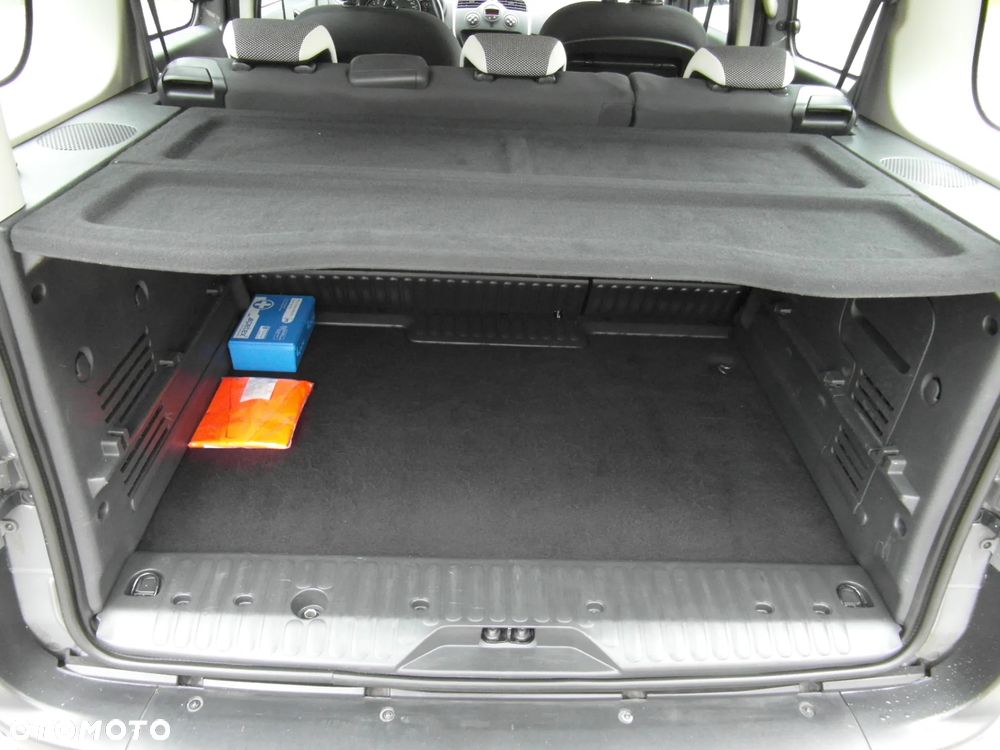 Renault Kangoo 1.6 16V Privilege - 7