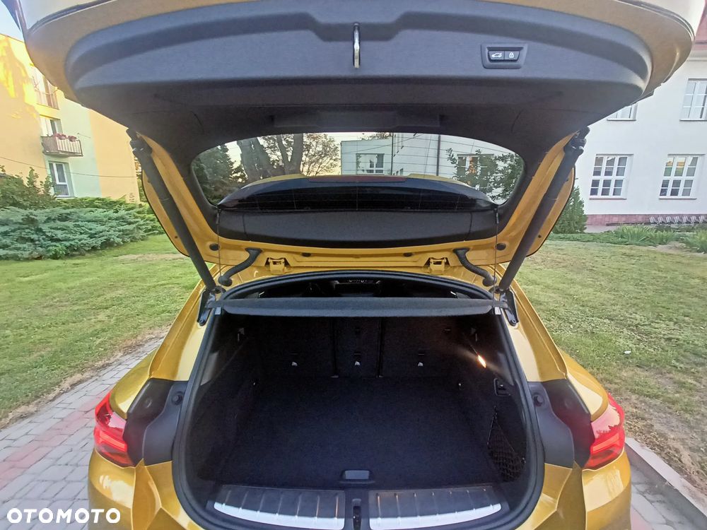 BMW X2 xDrive20i Advantage Plus - 27