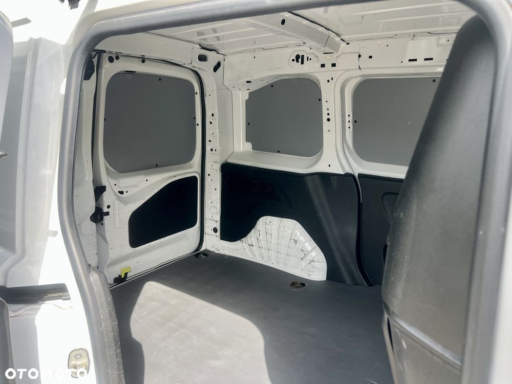 Toyota Proace City - 8