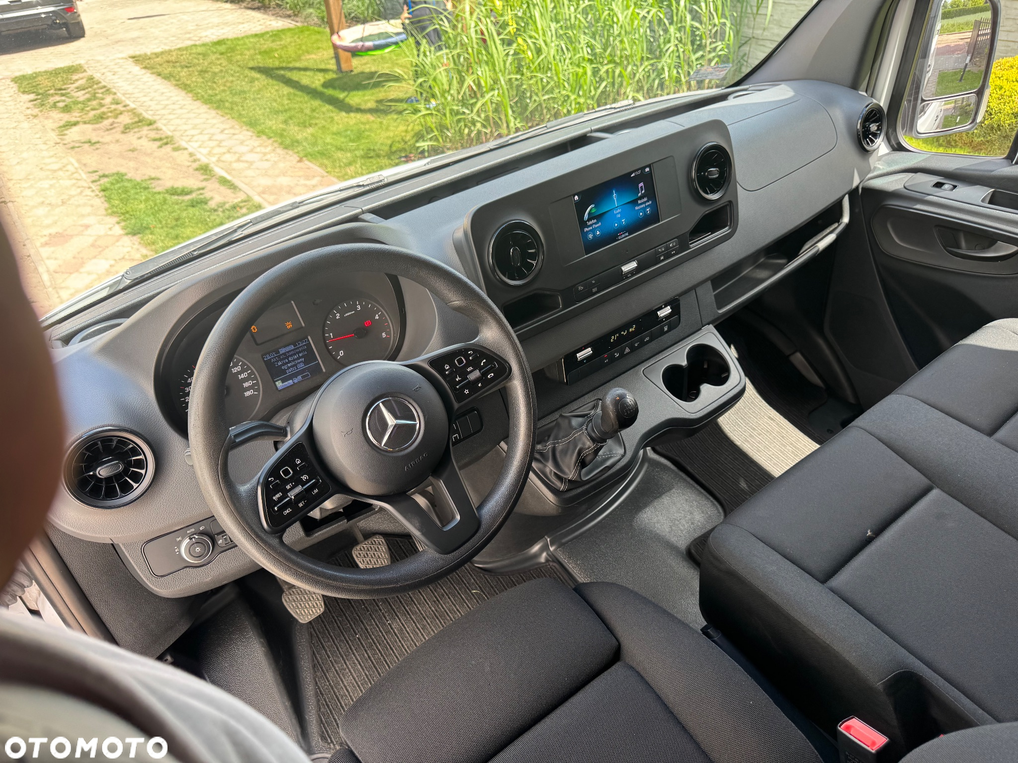 Mercedes-Benz Sprinter - 10