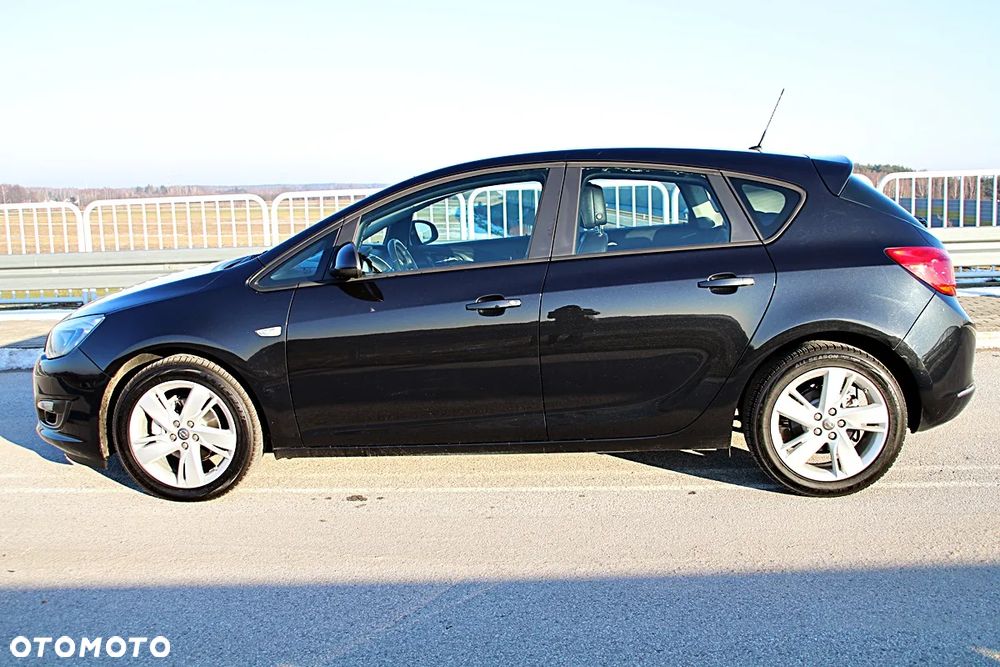 Opel Astra 1.4 Turbo Active - 11