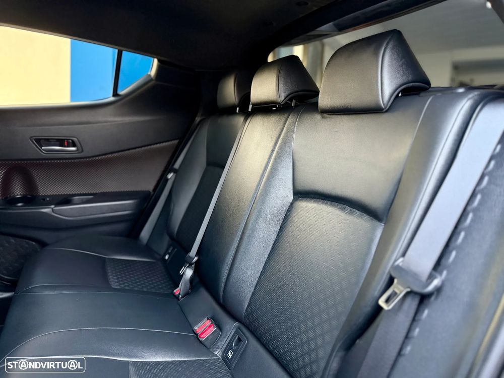 Toyota C-HR 1.8 Hybrid Exclusive - 14