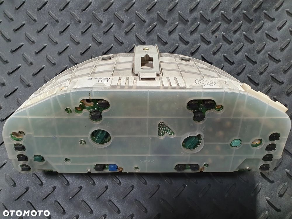 MAZDA 323 LICZNIK ZEGARY PRĘDKOŚCIOMIERZ FDGE6VE - 2