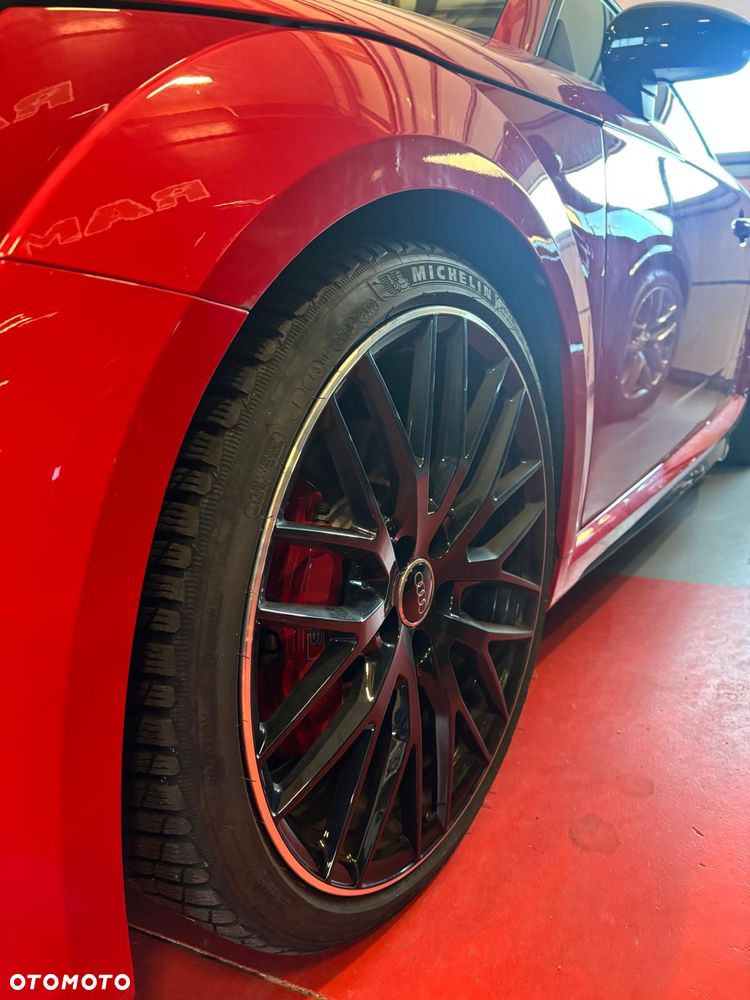 Audi TT S Coupé - 8