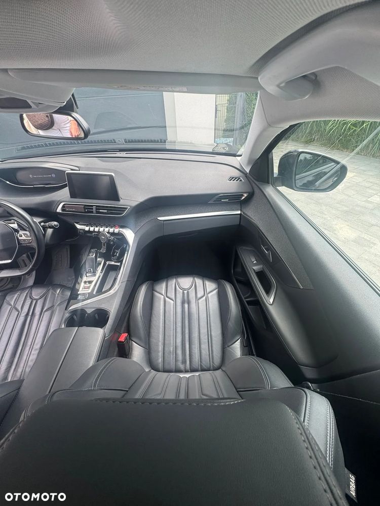 Peugeot 3008 1.5 BlueHDi Allure S&S EAT8 - 11