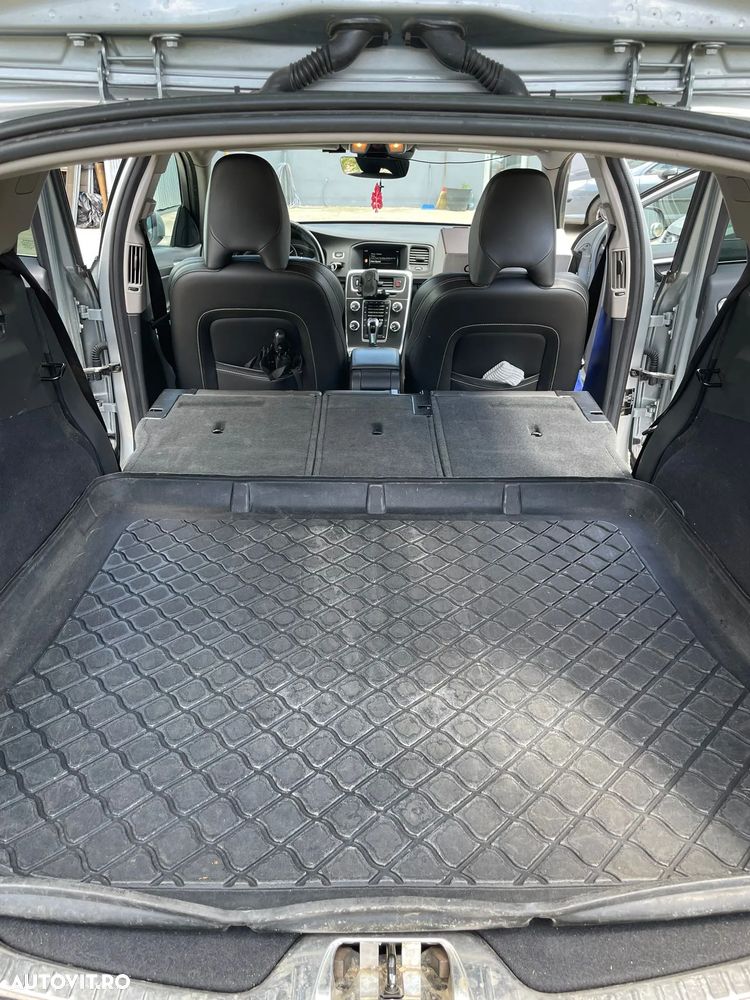 Volvo V60 D4 DRIVe Momentum - 7