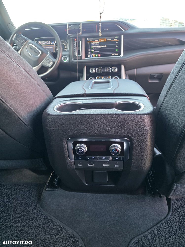 GMC Yukon - 11