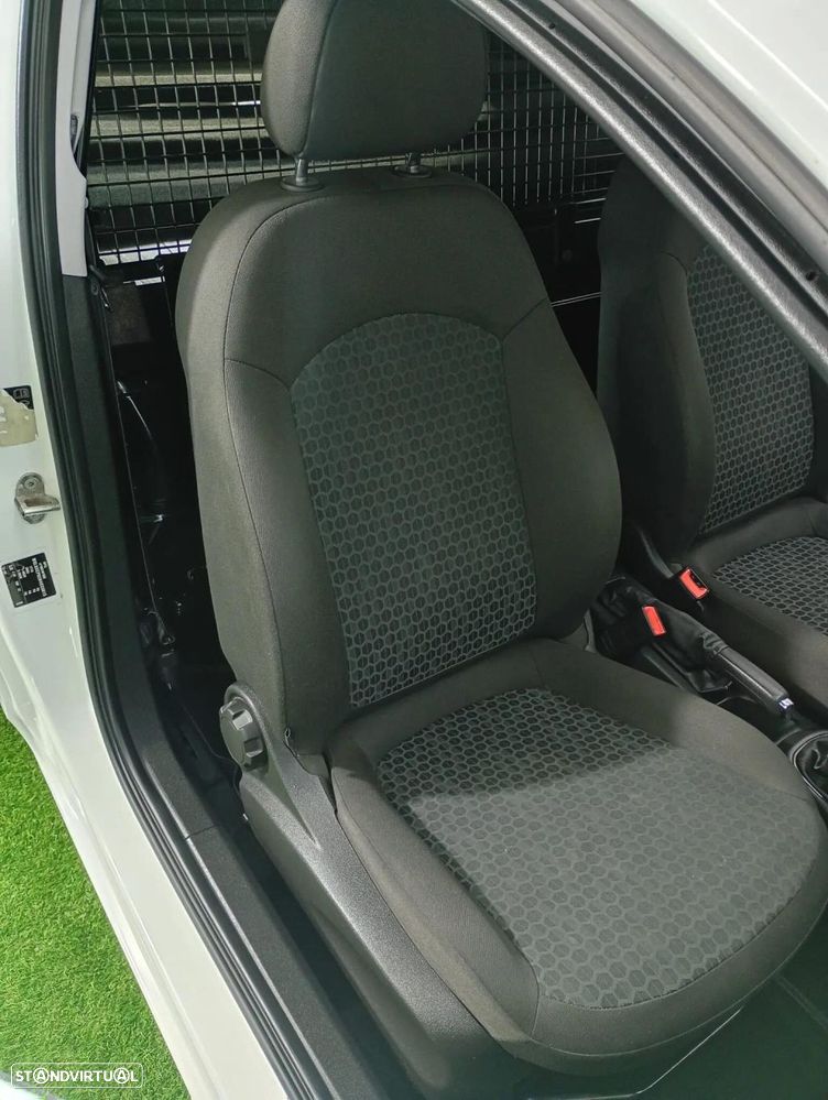 Opel Corsa - 30