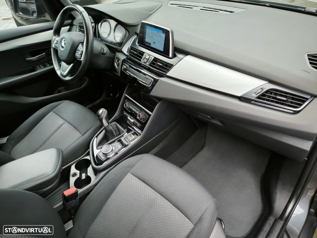 BMW 216 Active Tourer d Corporate Edition - 21
