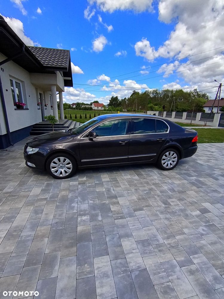 Skoda Superb 2.0 TDI Elegance - 4