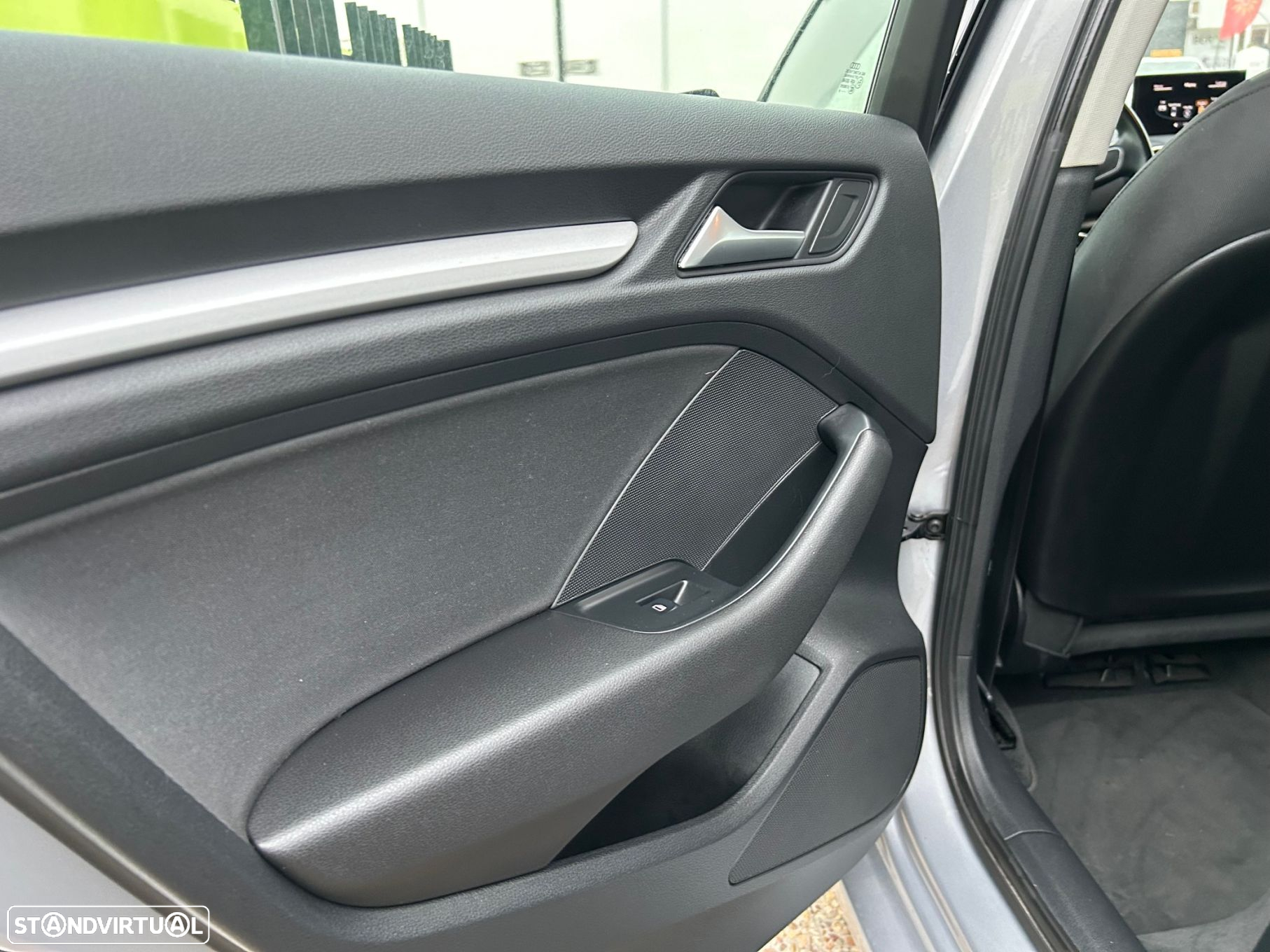 Audi A3 Limousine 1.6 TDI Advance - 27