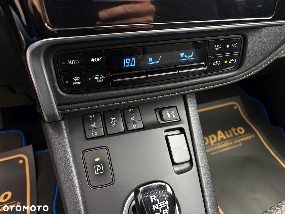 Toyota Auris Hybrid 135 Freestyle - 30