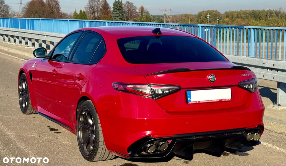 Alfa Romeo Giulia - 4