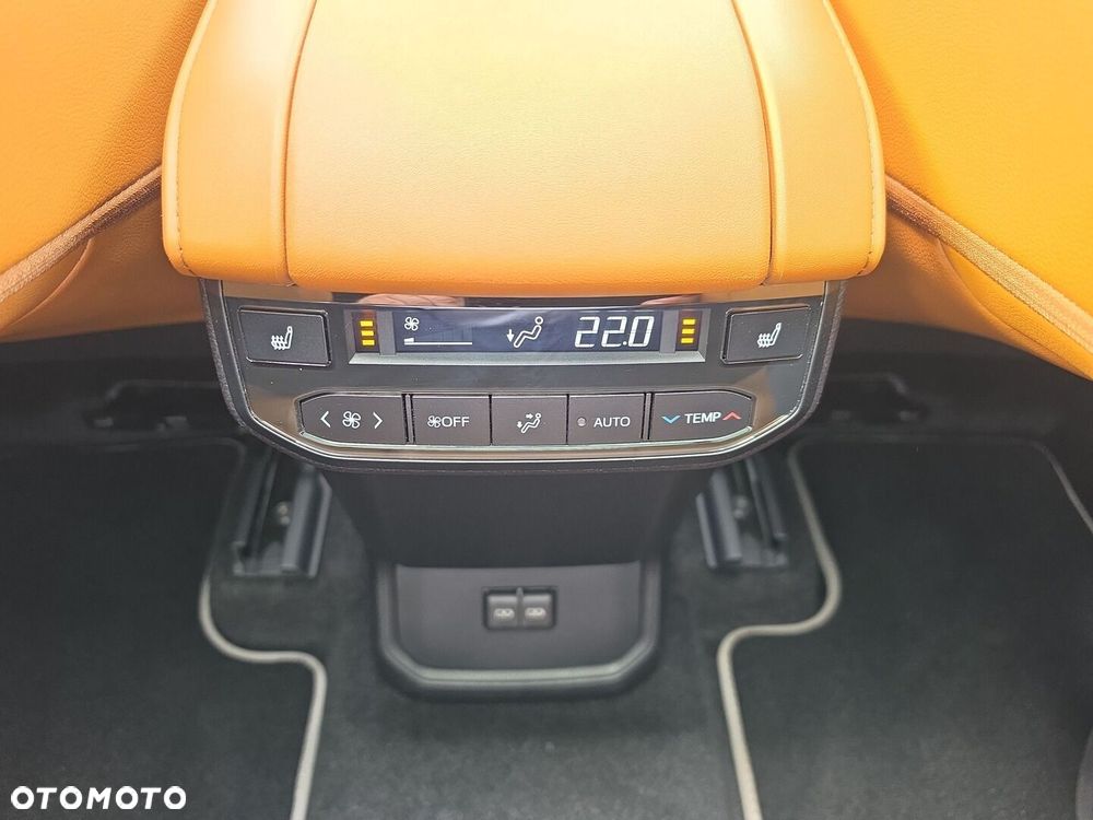 Toyota Highlander 2.5 Hybrid Executive - 23