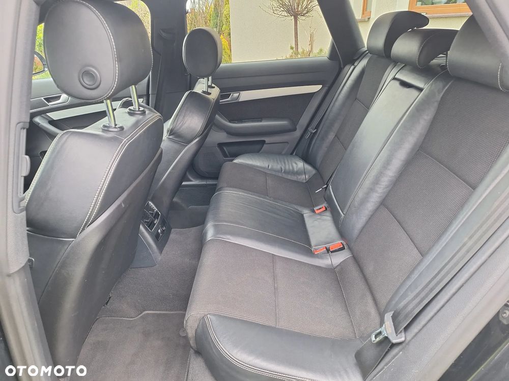 Audi A6 Avant 2.0T FSI Multitronic - 23