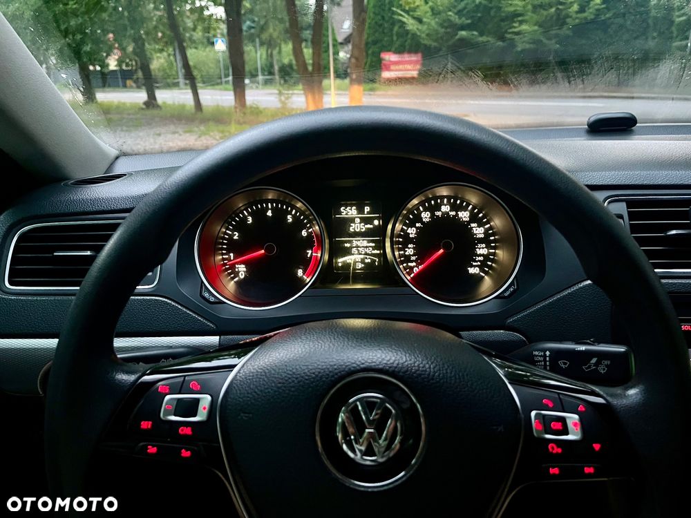 Volkswagen Jetta 1.8T SE - 5