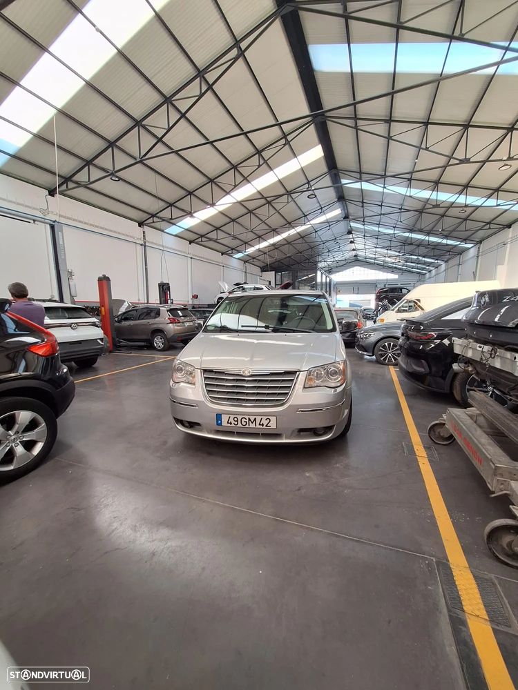 Chrysler Grand Voyager - 20