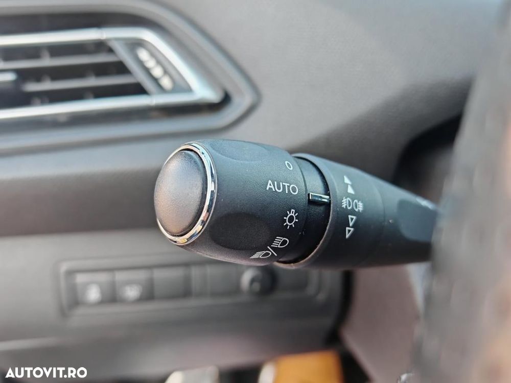 Peugeot 308 PureTech 130 Stop & Start GT-Line Edition - 19