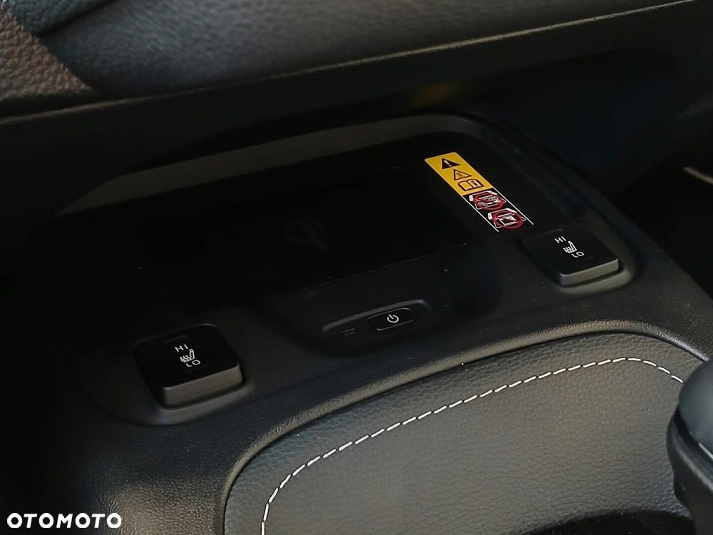 Toyota Corolla 1.8 Hybrid Style - 22