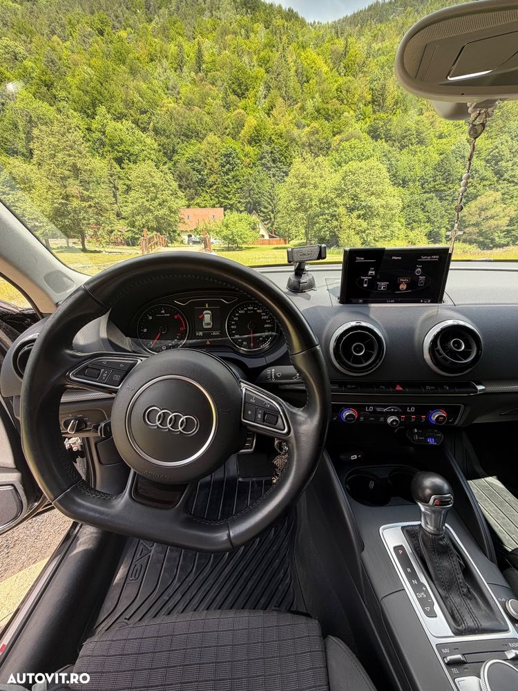 Audi A3 2.0 TDI Quattro Stronic Attraction - 9