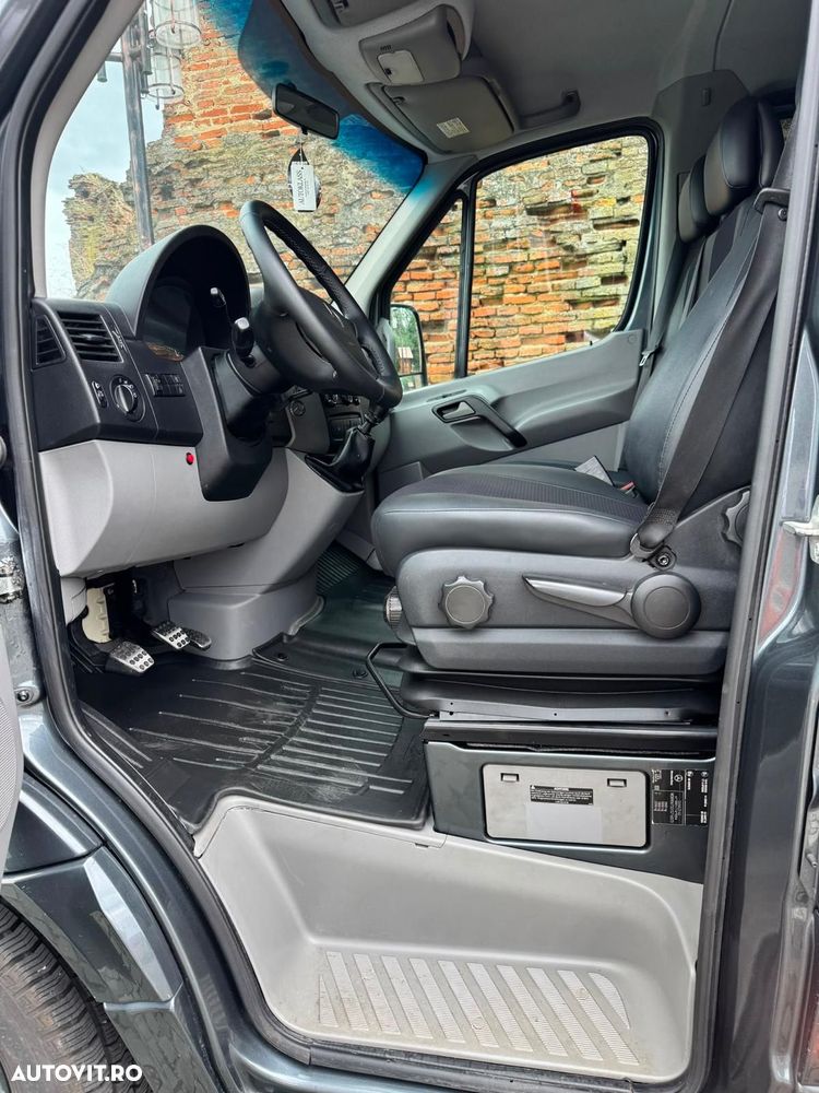 Mercedes-Benz Sprinter (BlueTec) 906.211 - 7