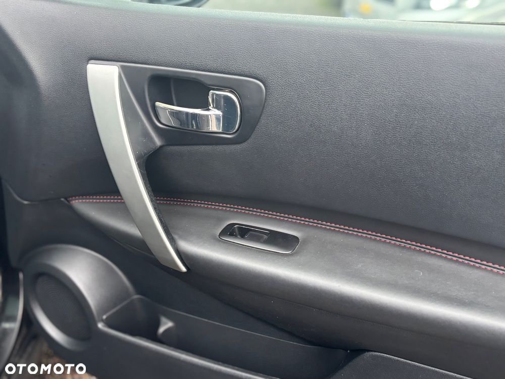 Nissan Qashqai 2.0 dCi 4 x 4 DPF I-Way - 21