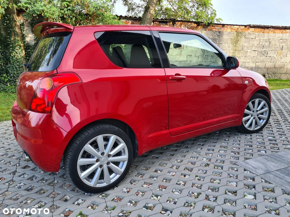 Suzuki Swift 1.6 Sport - 11